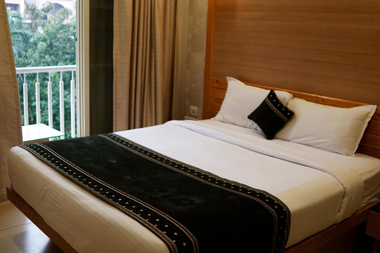 The Myriad Hotel Bhayandar Exterior foto